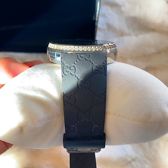 Limited Edition💥 unisex steel Gucci digital watch with DIAMONDS on the bezel ✨✨ - Picture 11 of 12